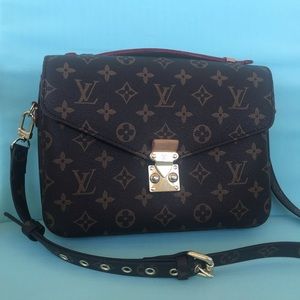 LOUIS VUITTON POCHETTE MÉTIS HANDBAG